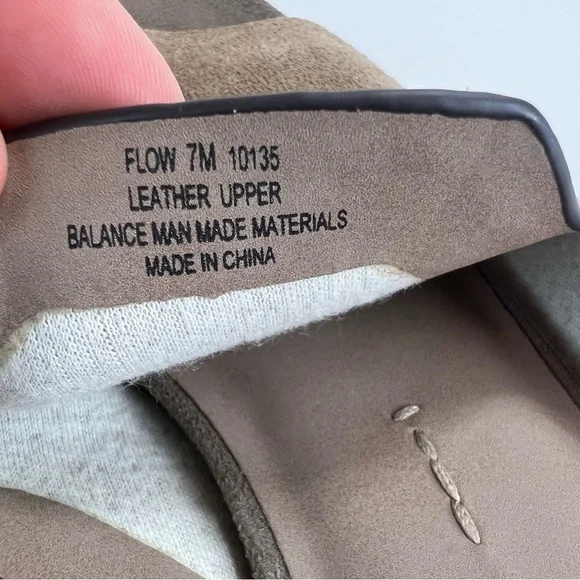 NAKED FEET FLOW in OTTER Platform Sandals Size 7M Slip-on Brown Leather - Picture 10 of 10